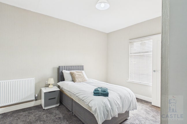 Grimsby -Ensuite Rooms. Lovely House.  Main Photo