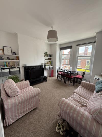  Double room in 2-bed flat near Clapham Junction Main Photo