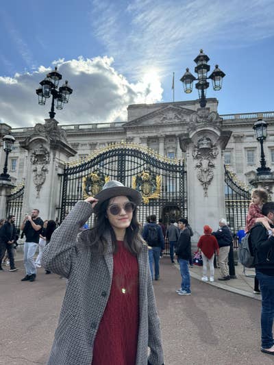Searching for a female flatmate! Main Photo