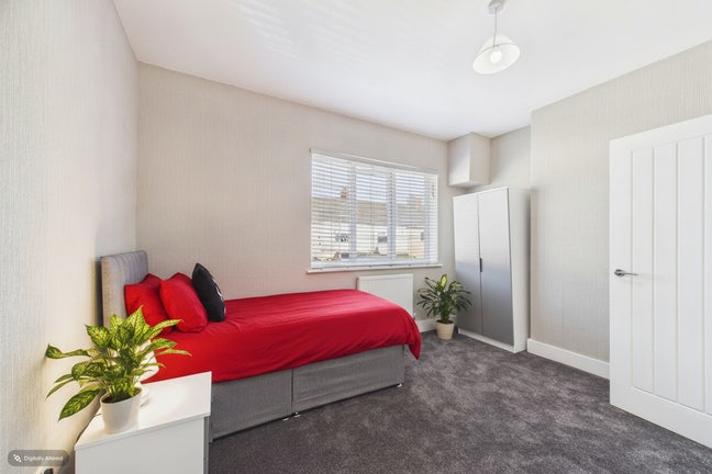 Furnished Ensuite Rooms. Half Rent Offer  Main Photo