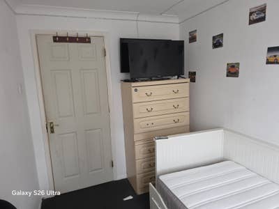 Single room available to rent  Main Photo