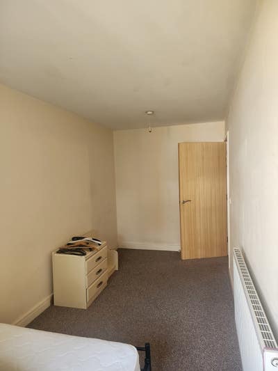 Double Room Available Main Photo