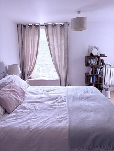 Double room available in cosy cottage Main Photo