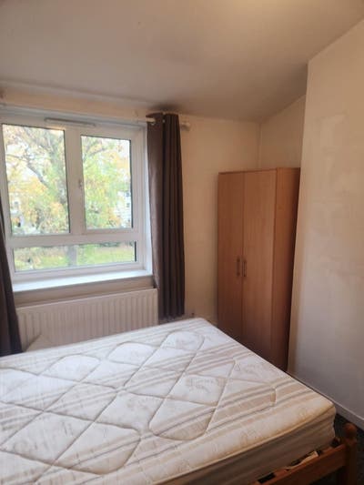 **Double Room Available – &pound;950 PCM (Bills Included Main Photo