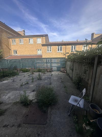 2 Double room in a shared house Near Mile End st Main Photo