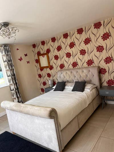 Private annex near east Mids airport with parking  Main Photo
