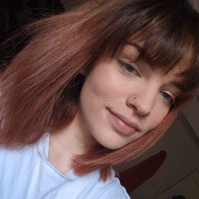 Student/part time working Female Main Photo