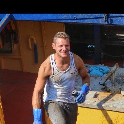 Hard working bloke looking for quiet home to share Main Photo