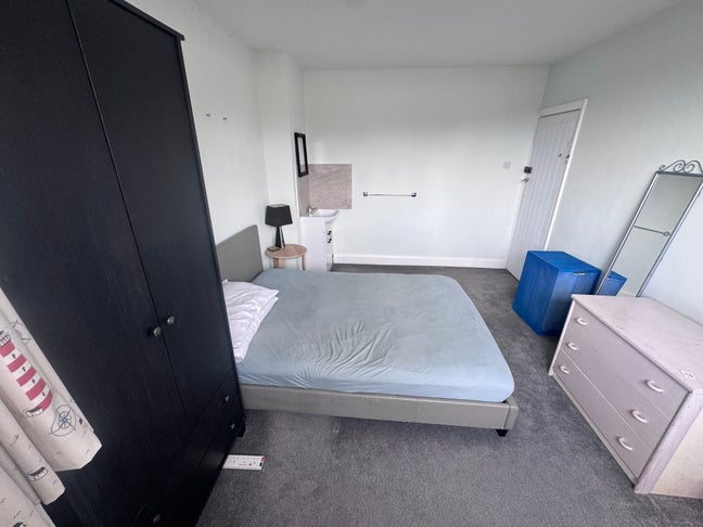 Large and Lovely Room in Cowley, Oxford Main Photo