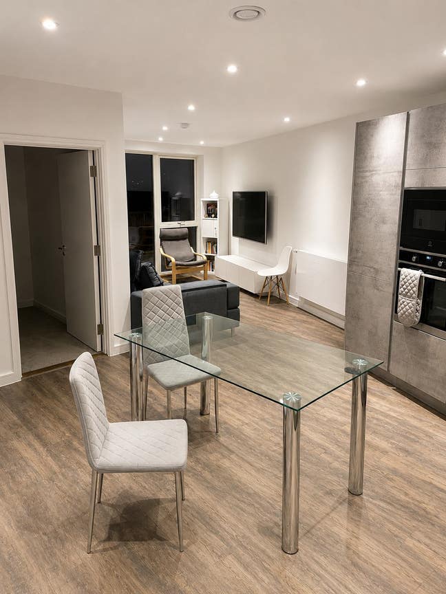 Modern Double Room | Private Bathroom | Bills Incl Main Photo