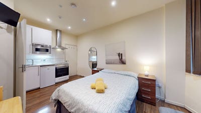 Water Included-Beautiful Studio in Willesden Green Main Photo