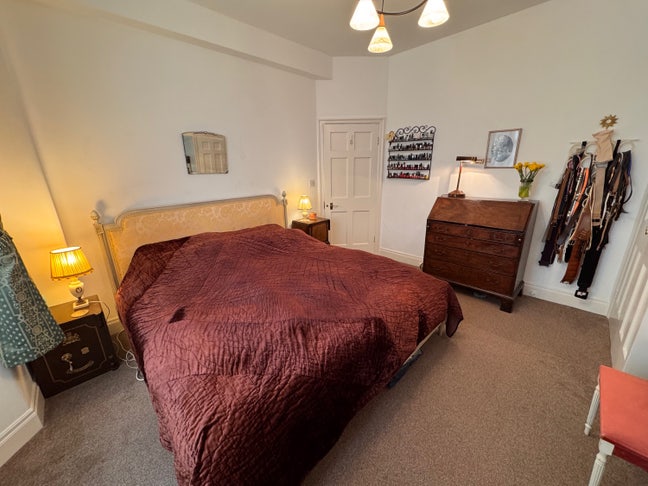 Huge double/ 1 bedroom in Zone 1 bills incl Main Photo
