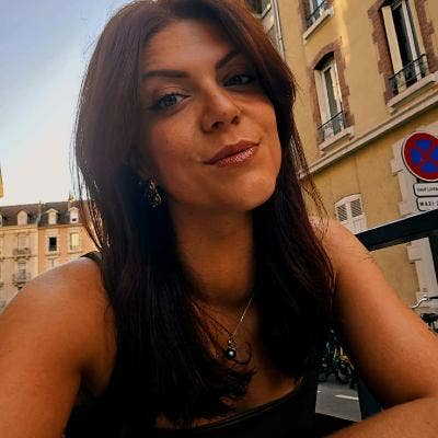 Student Female seeks a single or double room Main Photo