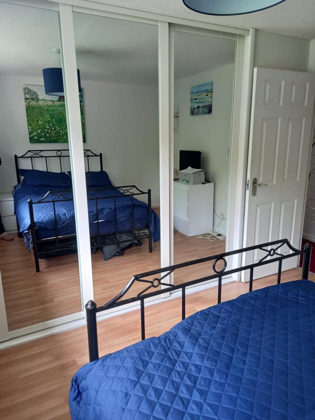 Lovely double room in Bramcote. Private bathroom Main Photo
