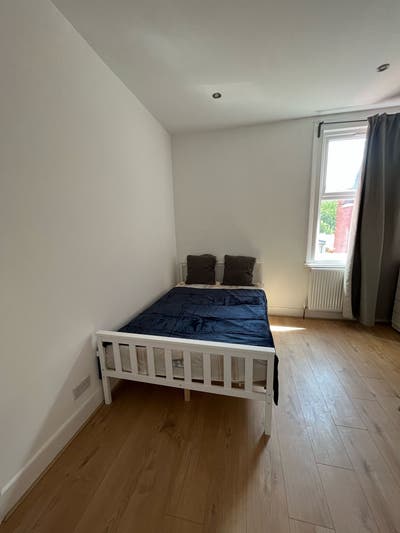  Double Room/All Bills Included/13 min to Jubilee  Main Photo