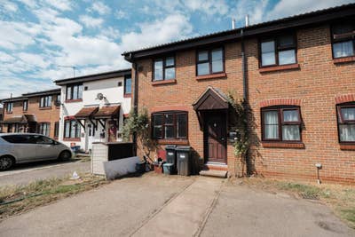 Drayton Close Main Photo