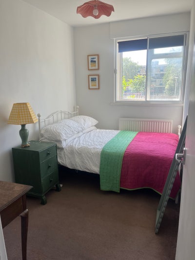 Double Room in Stepney Green (E1) – Midweek Let Main Photo