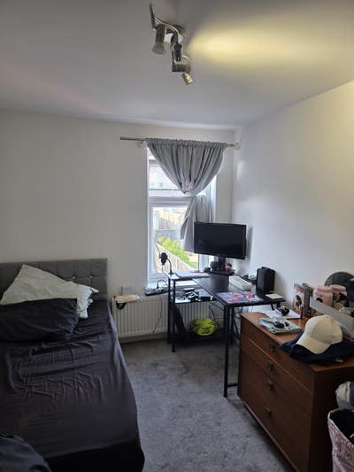 Room to rent &pound;600 bills inclusive  Main Photo