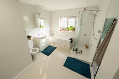 Lovely double bedroom in West Hampstead  Main Photo