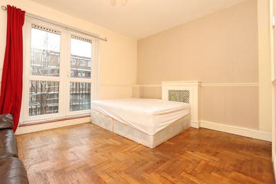 New rooms in Zone 1 - Old Street N1  Main Photo