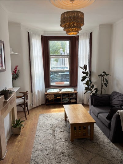  Room  available  in  friendly  N15  flat  *vegans  preferred*
 Main Photo