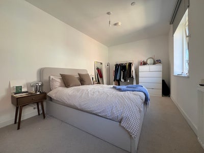 Bright Double Room with Own Bathroom & Balcony  Main Photo