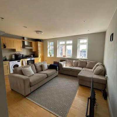 Room to Rent - All Bills Included Main Photo
