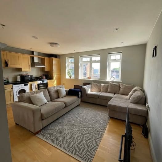Room to Rent - All Bills Included Main Photo