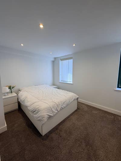 Spacious Double Room - Including Bills  Main Photo