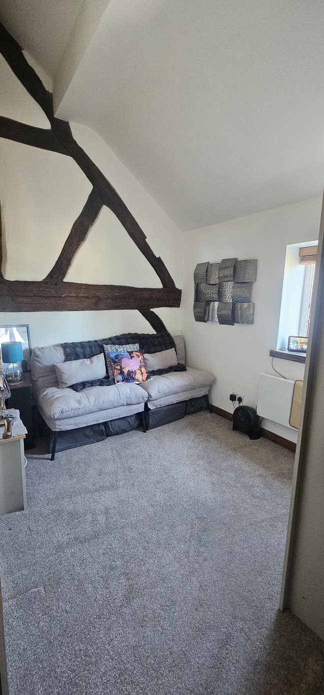 SIngle room in lovely cottage in quiet area Main Photo