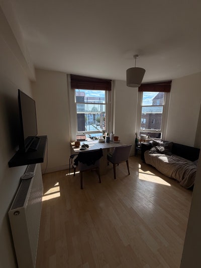 Double room in Shepards Bush &pound;1060 a month Main Photo
