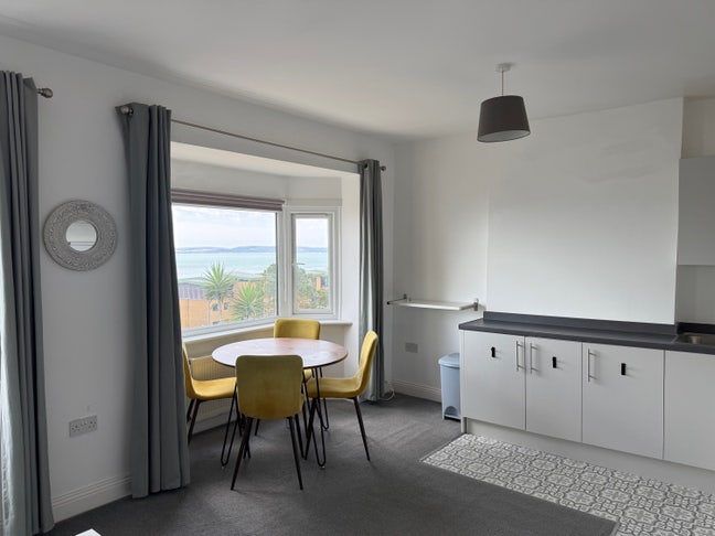 Lux double rooms, sea views, 1 min to the sea.  Main Photo