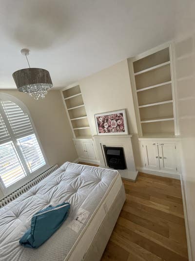 Beautiful double room in a quiet family home Main Photo