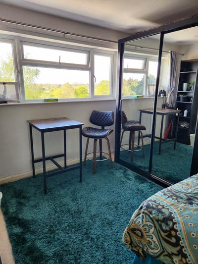Bright Double Room in a Quiet Chelmsford Home – Al Main Photo