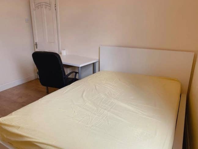 Double Room near Victoria Line N15 4JG Short Term Main Photo