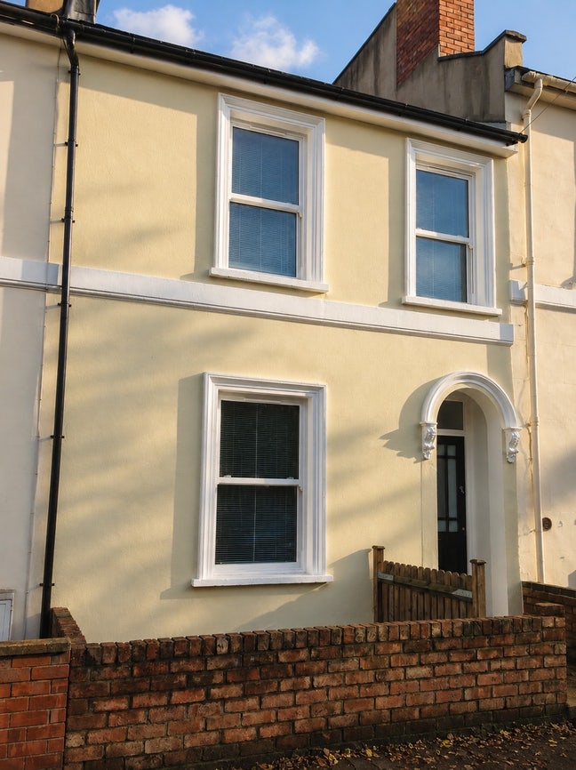 Great location and lovely large rooms Main Photo