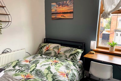 ** Lovely Double Room Edgbaston - No Bills to Pay! Main Photo