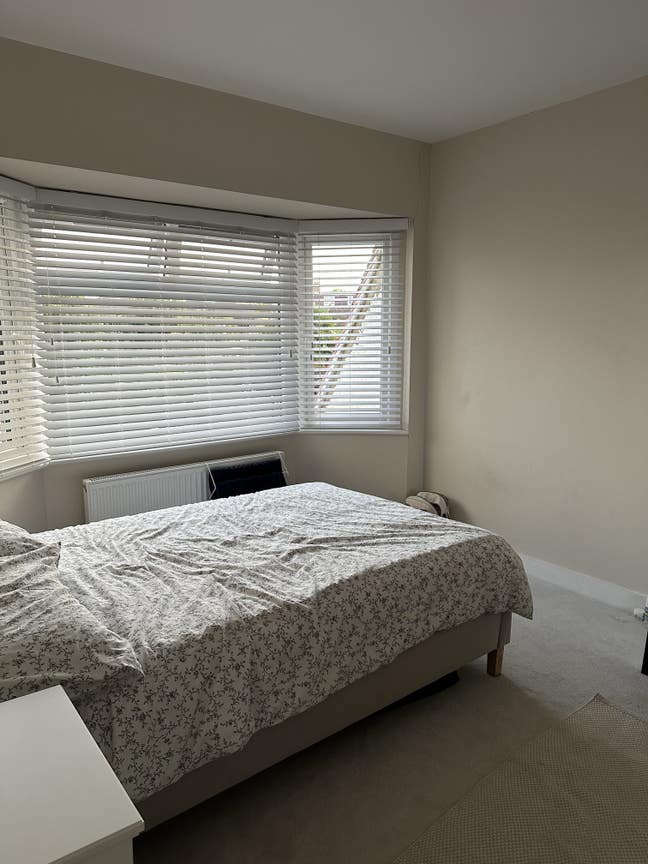 Furnished double room for single occupancy  Main Photo