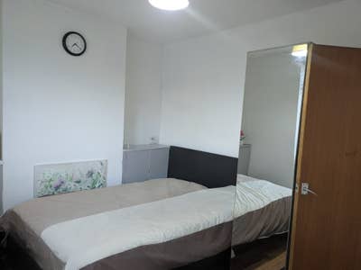 Spacious Double Room Near City Center Main Photo