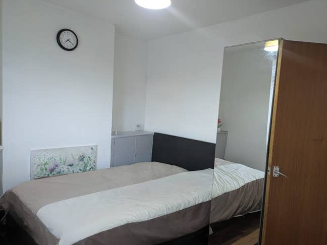 Spacious Double Room Near City Center Main Photo