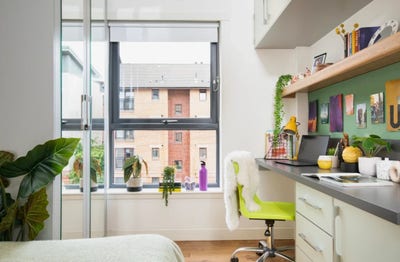 Student flat avalible for 1 month Main Photo