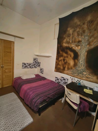 Box room Available  Main Photo