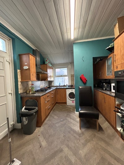 Room available to let  Main Photo