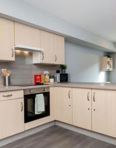 &pound;120pw- Premium Ensuite at The Forge Main Photo