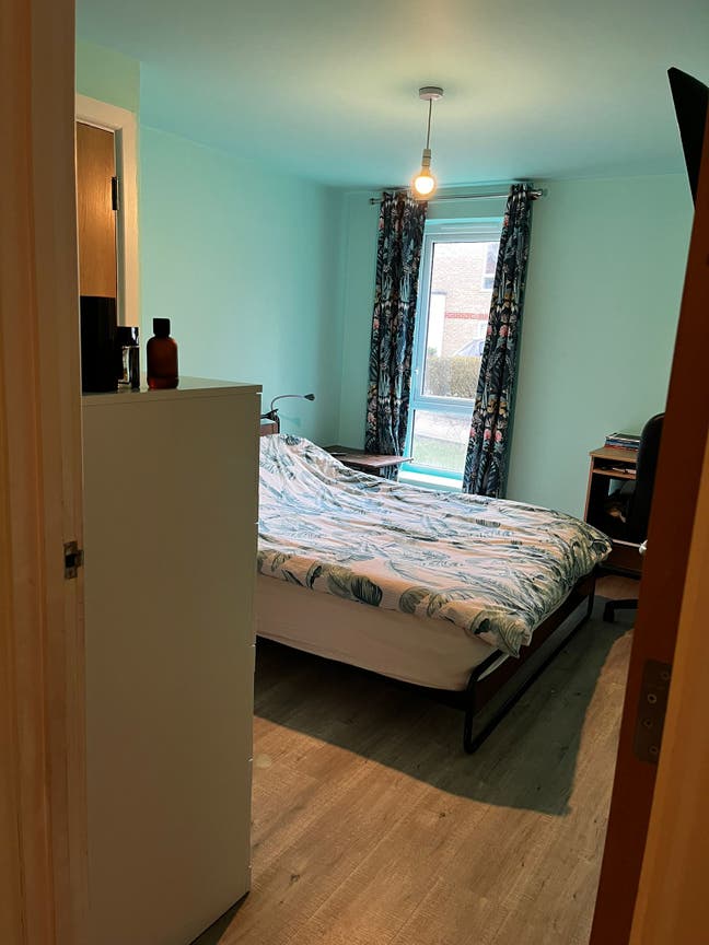 Flatmate in 1 bedroom flat  Main Photo