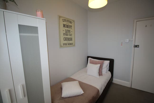 🌟 Stunning Single Room &pound;100 off on 1St Month Rent Main Photo