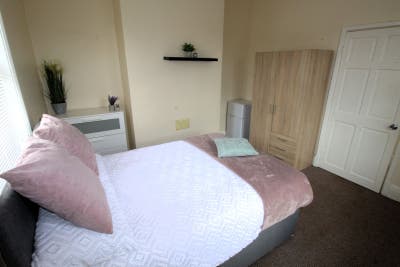 Fully Furnished – Move-in ready with stylish decor Main Photo