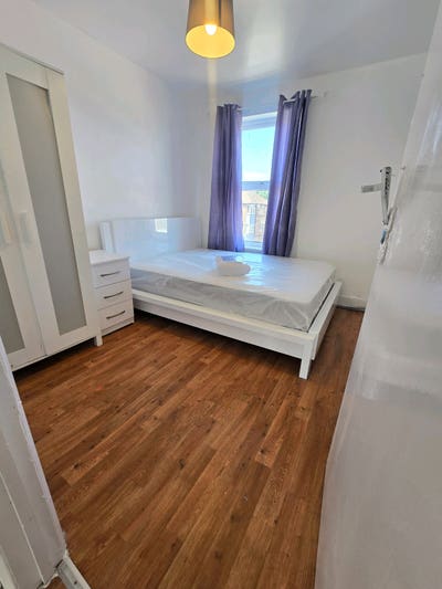 Spacious rooms to rent in Surbiton  Main Photo