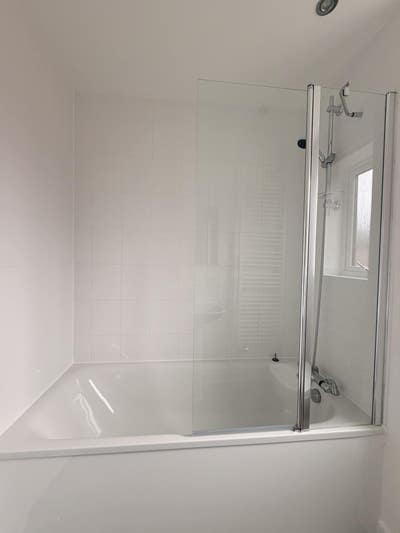 Spacious Neat Double Room Main Photo