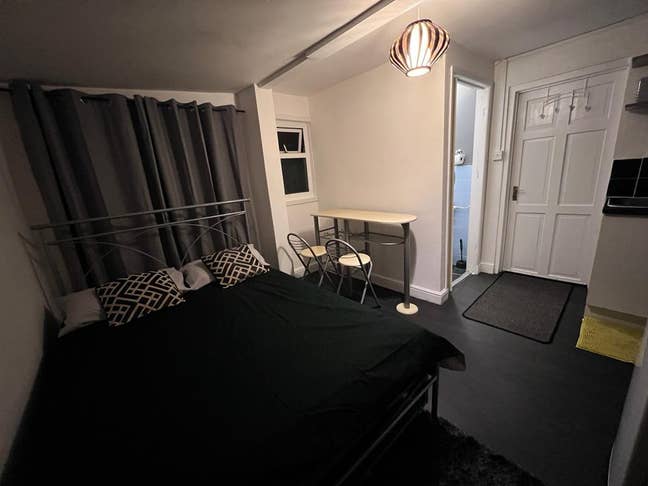     Ensuite Furnished Double Room – Bills Included Main Photo